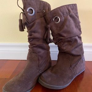 Roxy women’s boots size 8.5